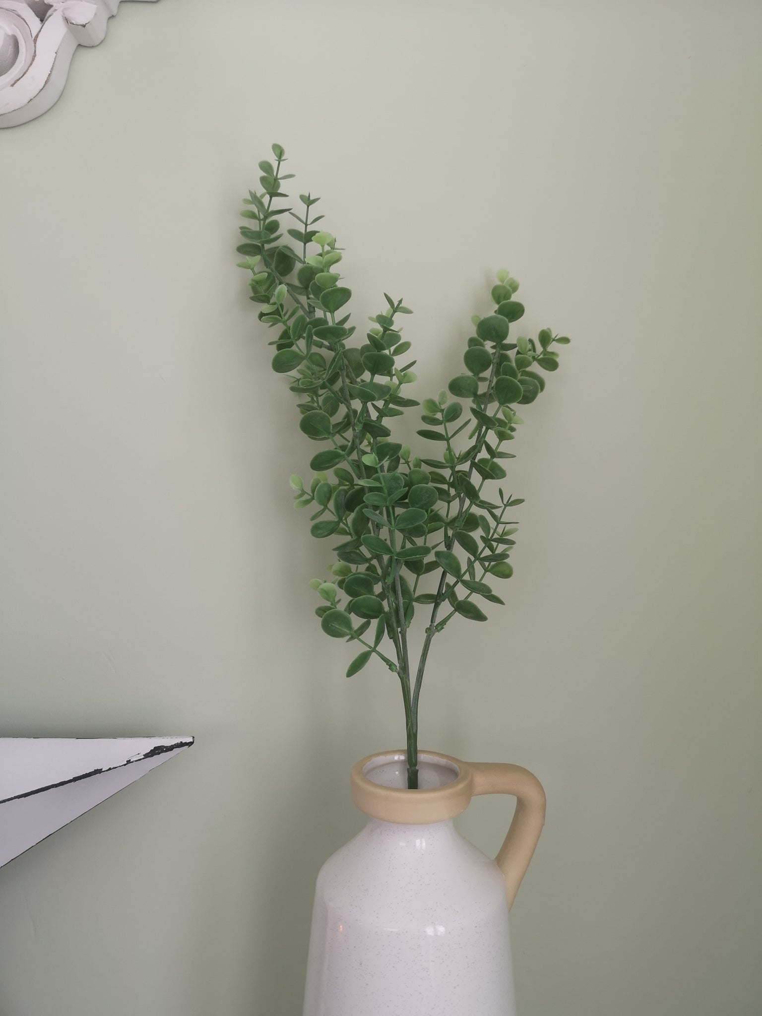 Small Green Leaf Eucalyptus Spray, 67cm