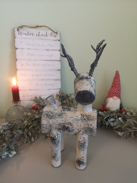 Log Effect Reindeer