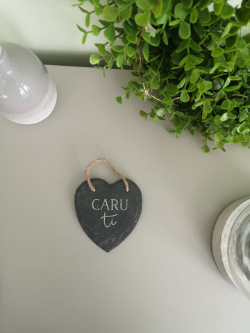 Calonnau Llechen  /  Small Slate Welsh Hearts with Hanging Twine