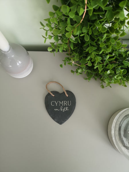 Calonnau Llechen  /  Small Slate Welsh Hearts with Hanging Twine