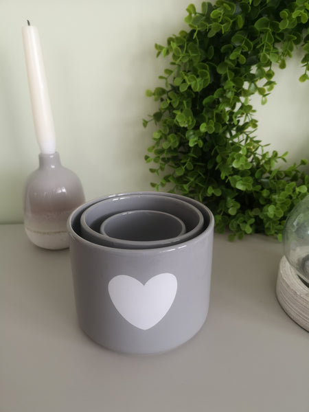 Grey Pots with White Hearts